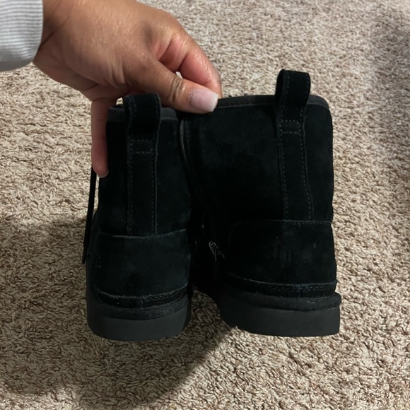 Boys Ugg Nuemel - Picture 3 of 5